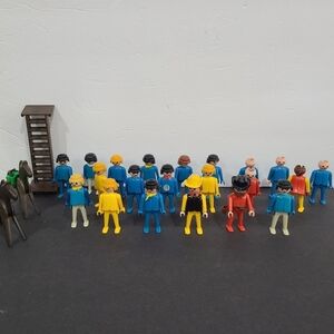 Vintage Playmobil Geobra figures lot 24